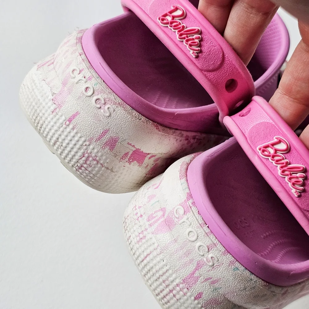 🎀 Crocs Barbie Platform Clogs Kids J3 Pink Jibbitz Charms Limited Edition